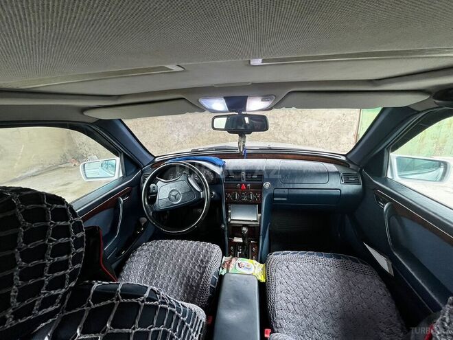 Mercedes C 180 1996, 42,000 km - 1.8 l - Bakı