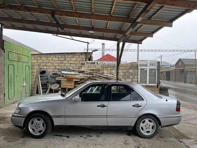 Mercedes C 180 1996, 42,000 km - 1.8 l - Bakı