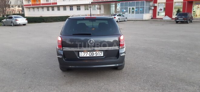Opel Astra 2010, 210,000 km - 1.3 l - Bakı