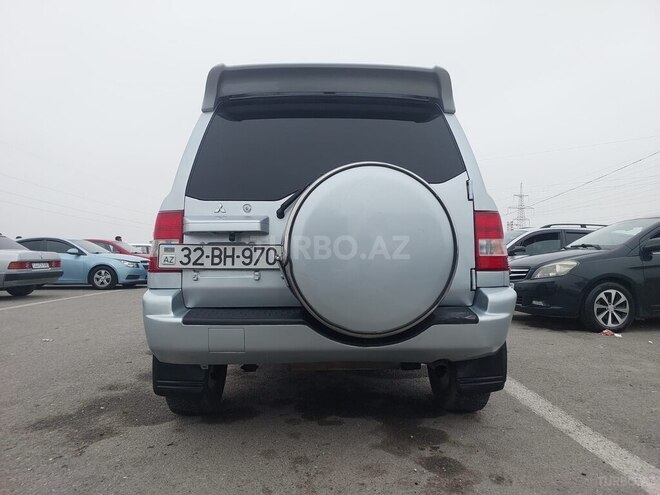 Mitsubishi Pajero io 2004, 301,063 km - 2.0 л - Bakı