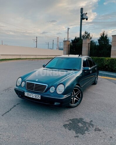 Mercedes E 200 2001, 352,000 km - 2.0 l - Bakı