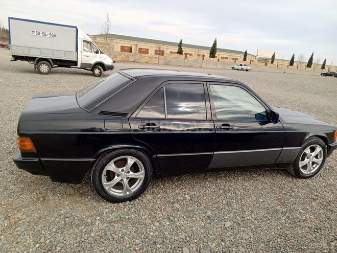 Mercedes 190 1988, 333,442 km - 2.0 l - Gəncə
