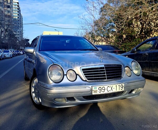 Mercedes E 240 2001, 277,700 km - 2.6 л - Bakı