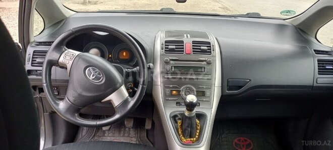 Toyota Auris 2008, 299,900 km - 1.4 л - Biləsuvar