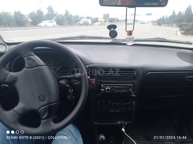 Volkswagen Polo 1997, 147,857 km - 1.6 л - Bakı