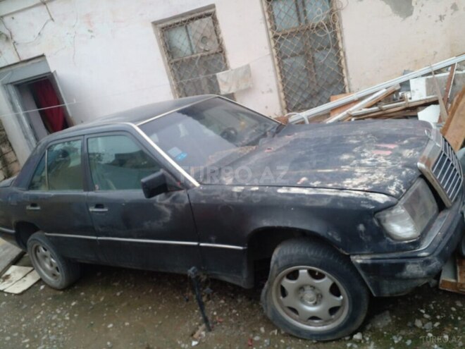 Mercedes E 220 1991, 350,000 km - 2.2 л - Bakı