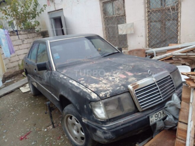 Mercedes E 220 1991, 350,000 km - 2.2 л - Bakı