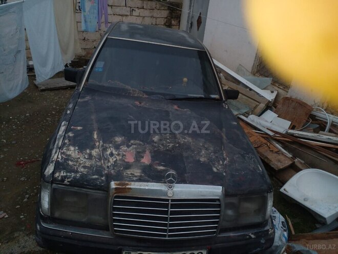Mercedes E 220 1991, 350,000 km - 2.2 л - Bakı
