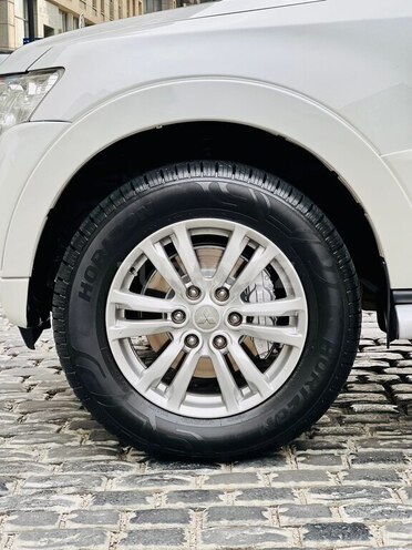 Mitsubishi Pajero 2014, 169,000 km - 3.8 л - Bakı
