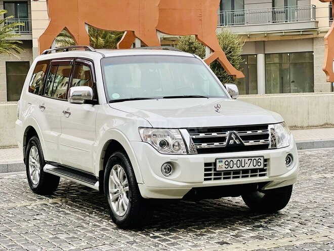 Mitsubishi Pajero 2014, 169,000 km - 3.8 л - Bakı