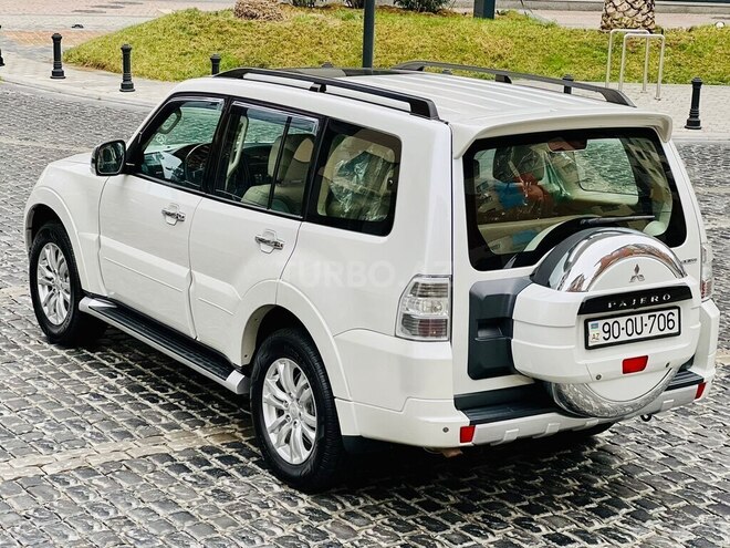 Mitsubishi Pajero 2014, 169,000 km - 3.8 л - Bakı