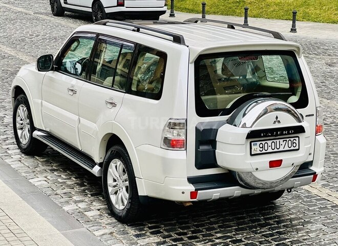 Mitsubishi Pajero 2014, 169,000 km - 3.8 л - Bakı