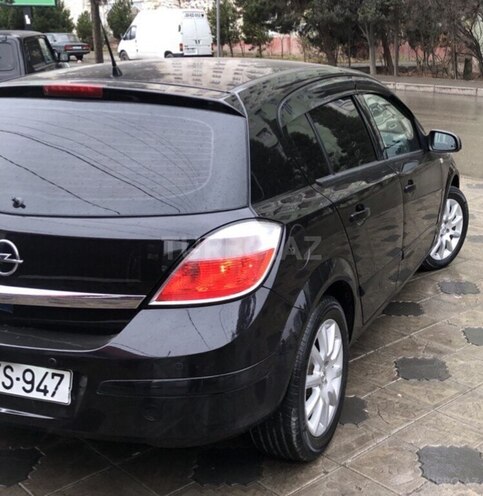 Opel Astra 2006, 240,000 km - 1.4 l - Gəncə