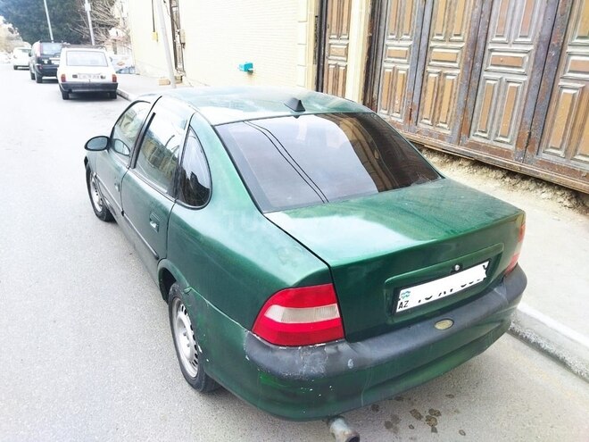 Opel Vectra 1996, 354,781 km - 2.0 l - Bakı
