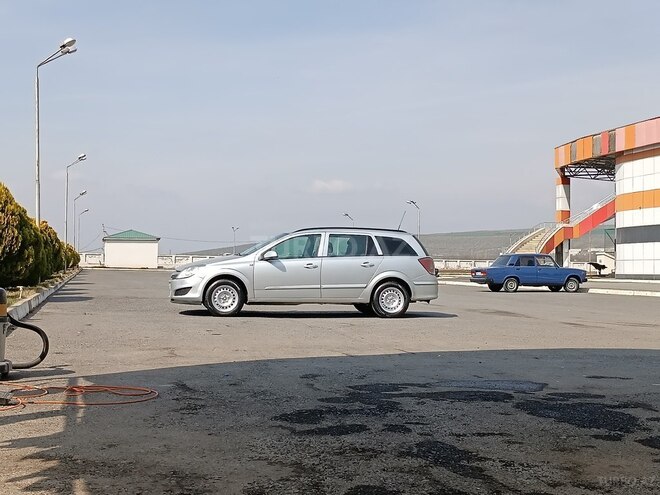 Opel Astra 2008, 420,133 km - 1.3 л - Bakı