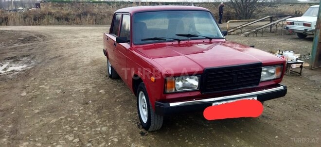 LADA (VAZ) 2107 1998, 200,000 km - 1.6 l - Salyan