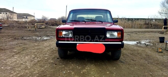 LADA (VAZ) 2107 1998, 200,000 km - 1.6 l - Salyan