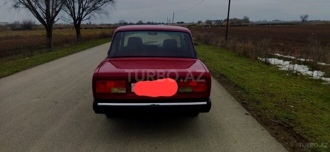 LADA (VAZ) 2107 1998, 200,000 km - 1.6 l - Salyan