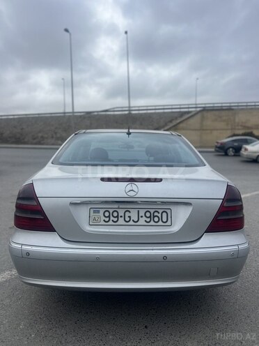 Mercedes E 270 2004, 505,000 km - 2.7 l - Bakı