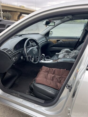 Mercedes E 270 2004, 505,000 km - 2.7 l - Bakı