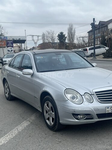 Mercedes E 270 2004, 505,000 km - 2.7 l - Bakı
