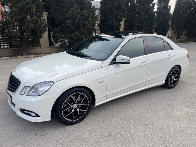 Mercedes E 220 2010, 245,570 km - 2.2 л - Bakı