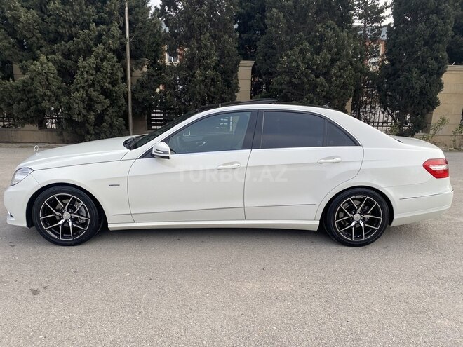 Mercedes E 220 2010, 245,570 km - 2.2 л - Bakı