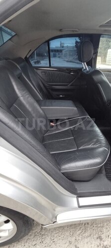 Mercedes E 240 2001, 400,000 km - 2.6 l - Bakı