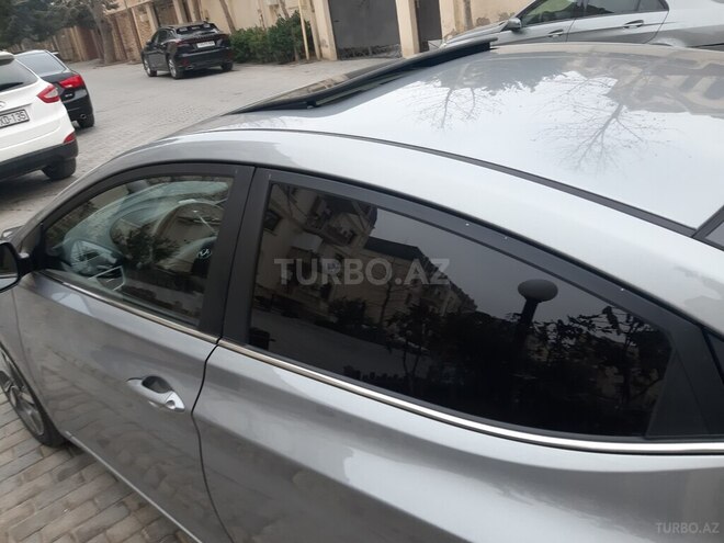 Hyundai Elantra 2014, 167,122 km - 1.8 l - Bakı