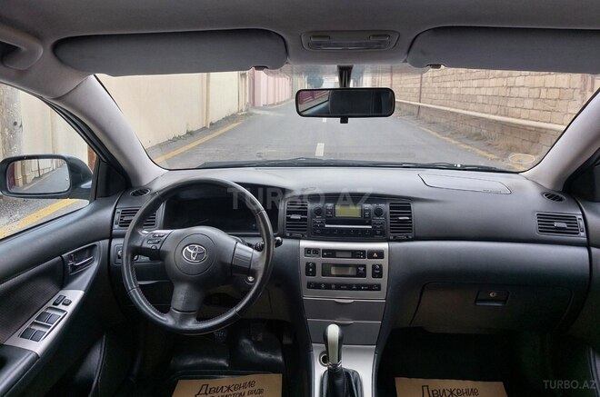Toyota Corolla 2006, 197,000 km - 1.4 l - Bakı