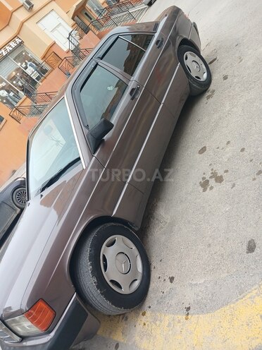 Mercedes 190 1990, 286,000 km - 2.0 l - Bakı