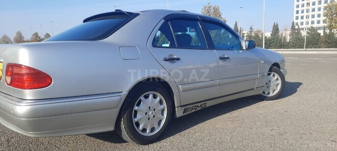 Mercedes E 240 1997, 406,000 km - 2.4 л - Bakı