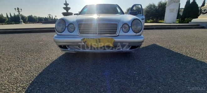 Mercedes E 240 1997, 406,000 km - 2.4 л - Bakı
