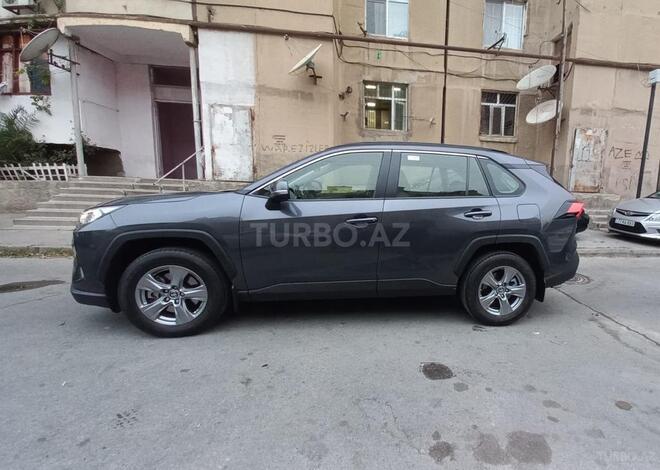 Toyota RAV4 2022, 10,000 km - 2.0 l - Bakı