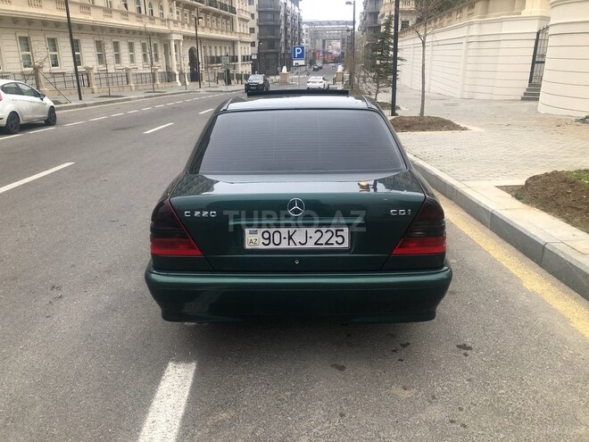 Mercedes C 220 2000, 261,800 km - 2.2 l - Bakı