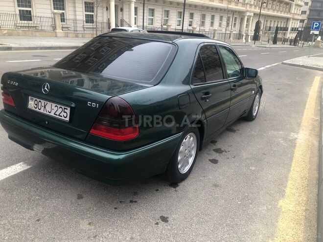 Mercedes C 220 2000, 261,800 km - 2.2 l - Bakı