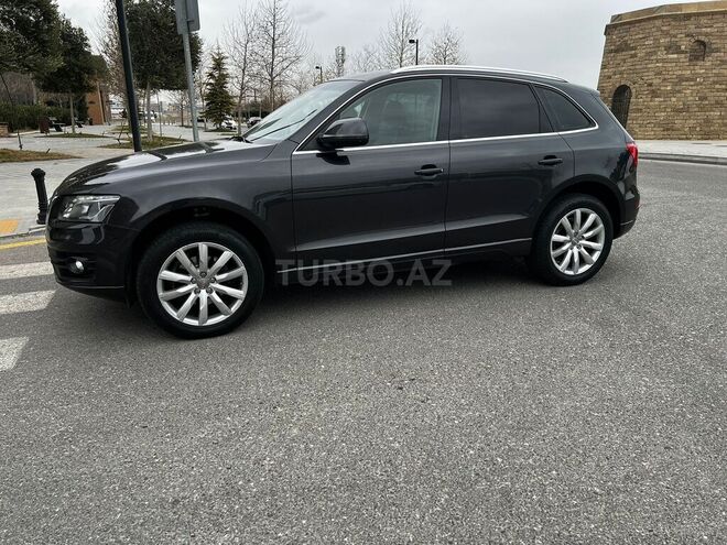 Audi Q5 2009, 194,000 km - 2.0 l - Bakı
