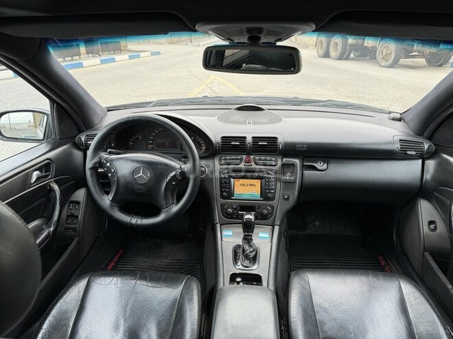 Mercedes C 320 2001, 234,572 km - 3.2 л - Sumqayıt