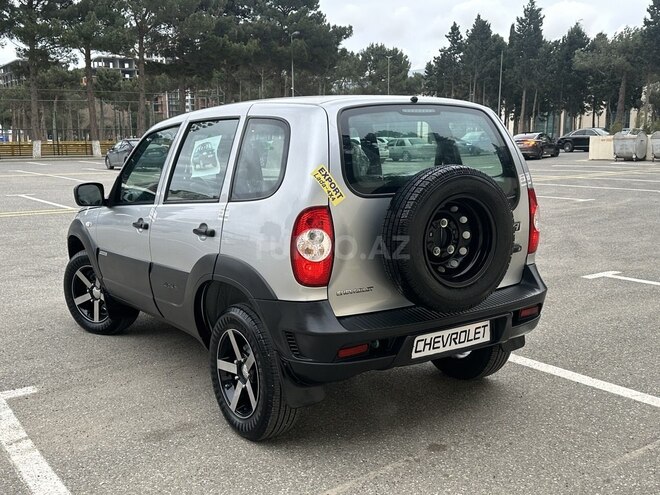 Chevrolet Niva 2019, 5,207 km - 1.7 l - Bakı