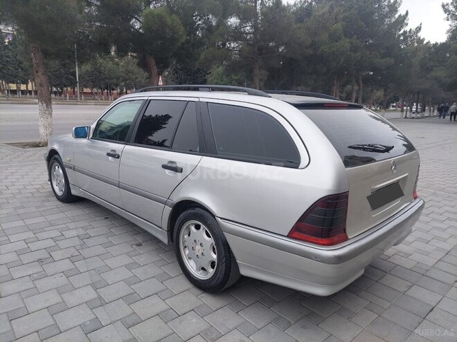 Mercedes C 220 2000, 292,296 km - 2.2 l - Sumqayıt