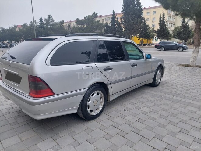 Mercedes C 220 2000, 292,296 km - 2.2 l - Sumqayıt