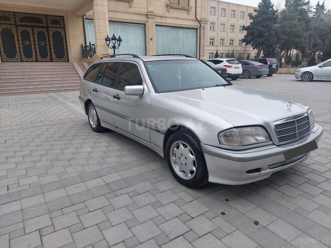 Mercedes C 220 2000, 292,296 km - 2.2 l - Sumqayıt