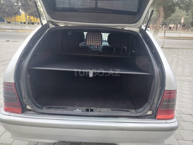 Mercedes C 220 2000, 292,296 km - 2.2 l - Sumqayıt