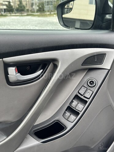Hyundai Elantra 2014, 178,600 km - 1.8 l - Bakı