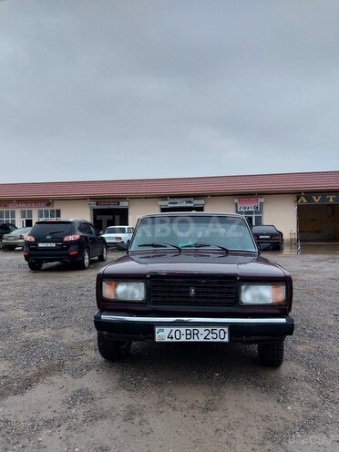 LADA (VAZ) 2107 2003, 250,000 km - 1.6 л - Saatlı