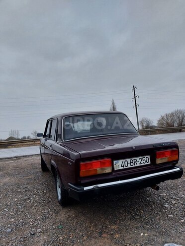 LADA (VAZ) 2107 2003, 250,000 km - 1.6 л - Saatlı