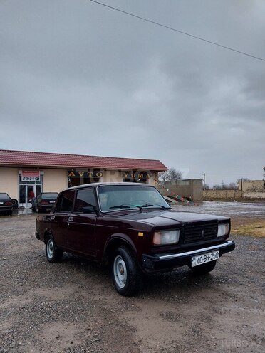 LADA (VAZ) 2107 2003, 250,000 km - 1.6 л - Saatlı