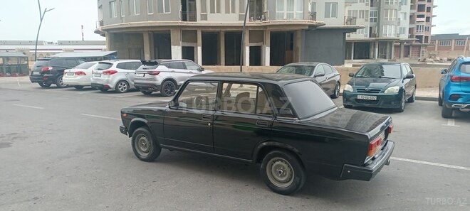 LADA (VAZ) 2107 2007, 78,000 km - 1.6 l - Salyan