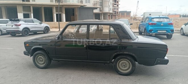 LADA (VAZ) 2107 2007, 78,000 km - 1.6 l - Salyan