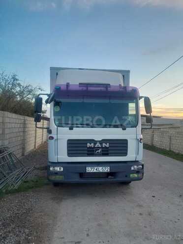 MAN  2008, 235,987 km - 4.6 l - Salyan